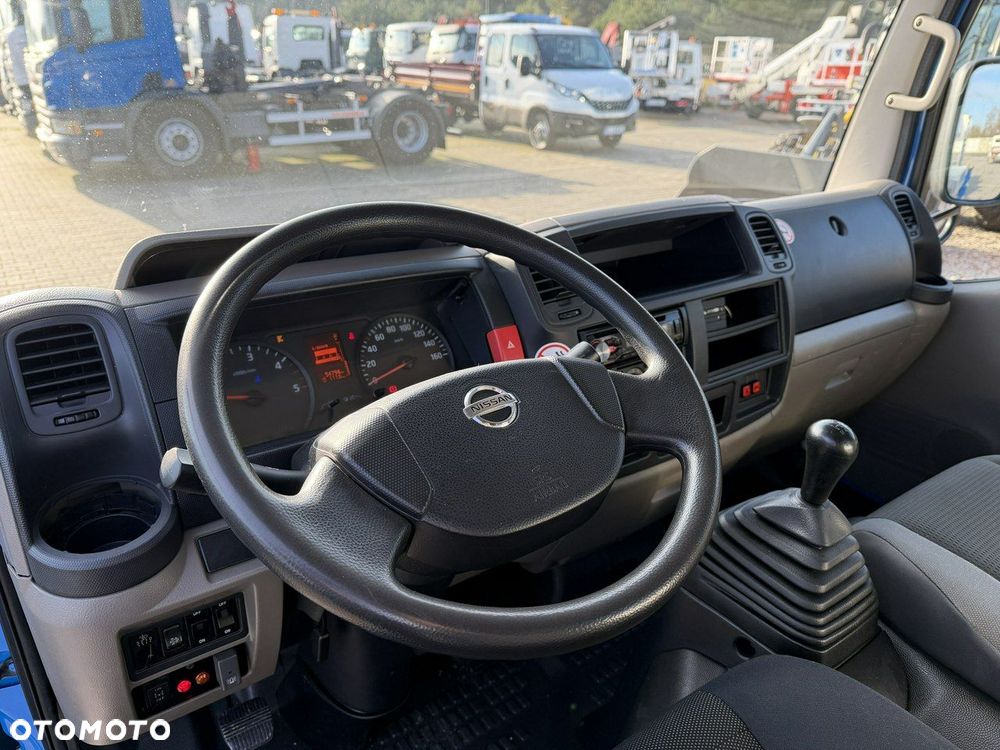 Nissan Cabstar - 26