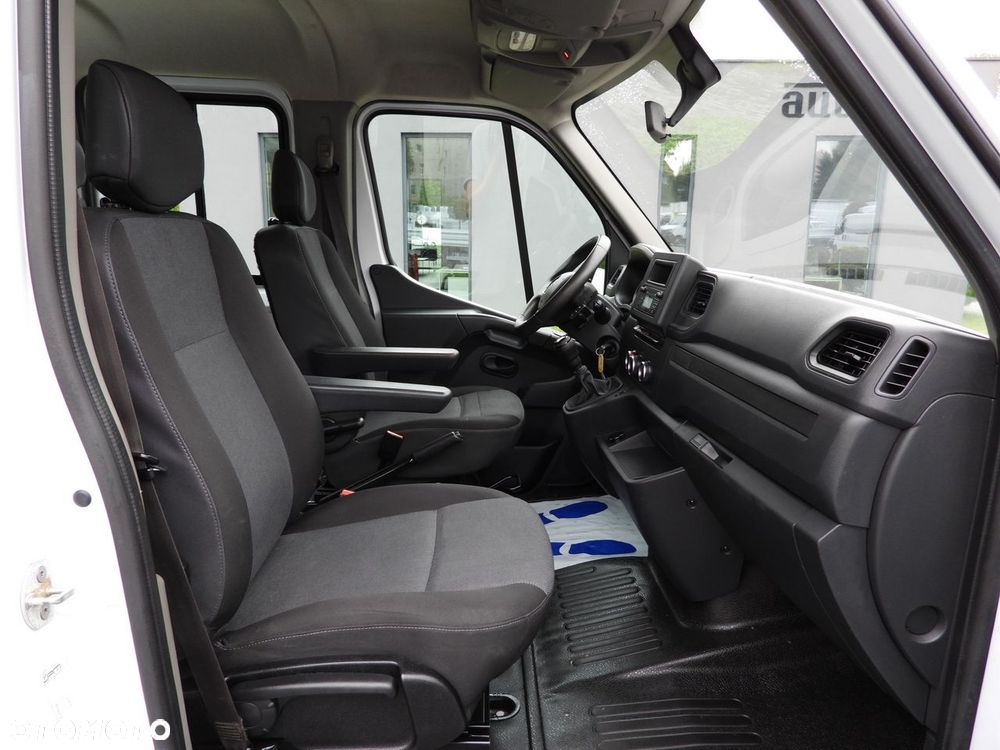 Renault MASTER  WYWROTKA PODWÓJNA KABINA DOKA 6 MIEJSC TEMPOMAT LEDY BLIŹNIACZE KOŁA KLIMATYZACJA  130KM - 35