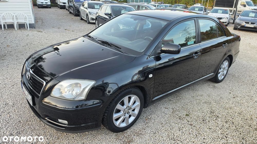 Toyota Avensis 2.0 VVT-i Sol - 17