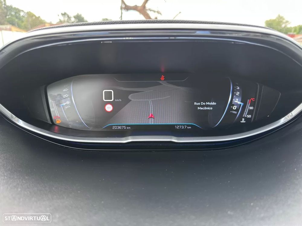 Peugeot 5008 1.2 PureTech Allure Pack - 27