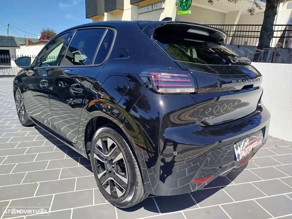 Peugeot 208 TURBO 100 Allure - 10