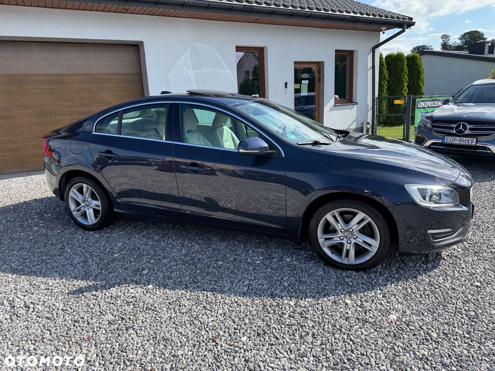 Volvo S60 2.5 T5 - 21