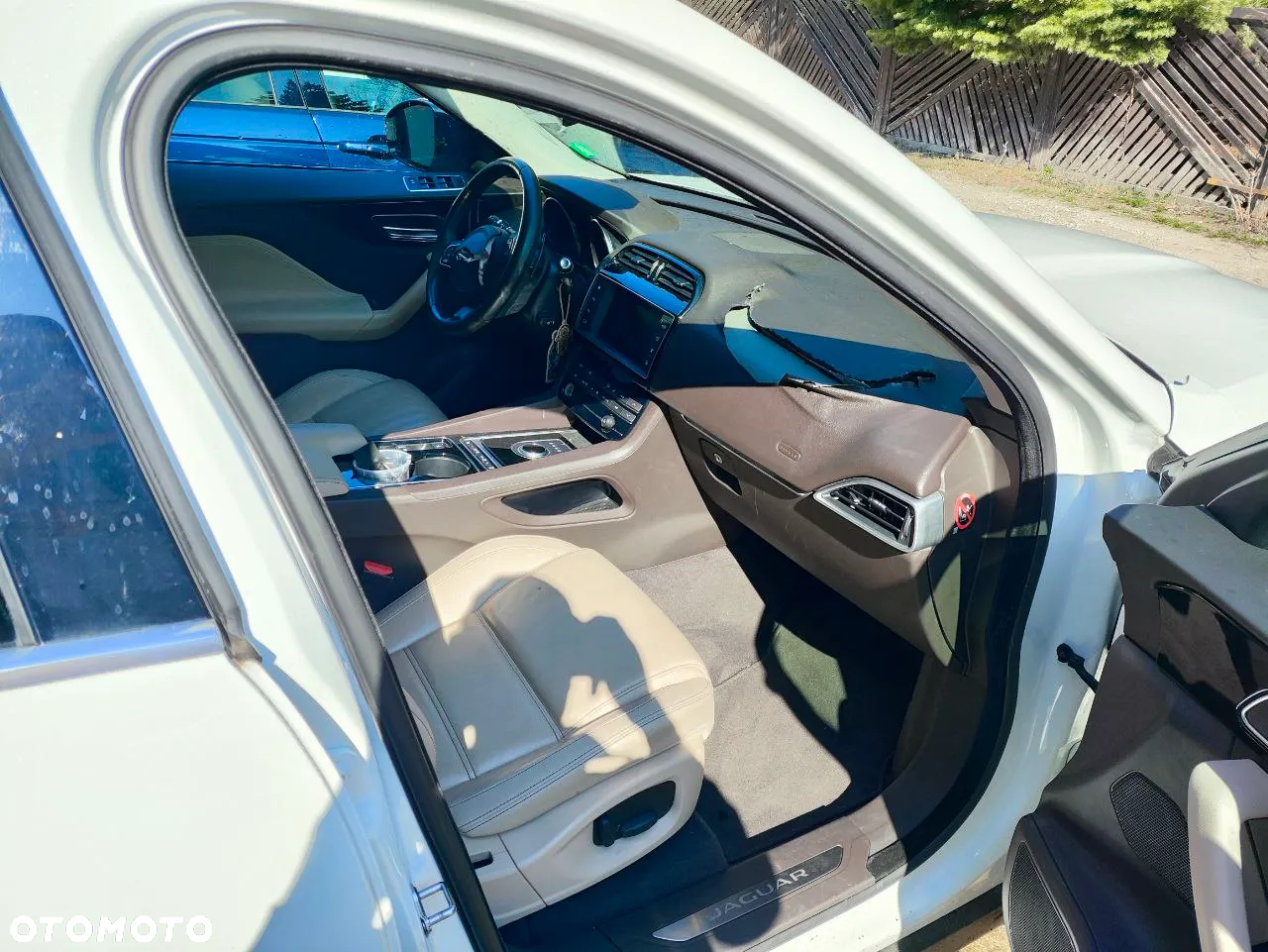 Jaguar F-Pace 20d AWD Prestige - 16