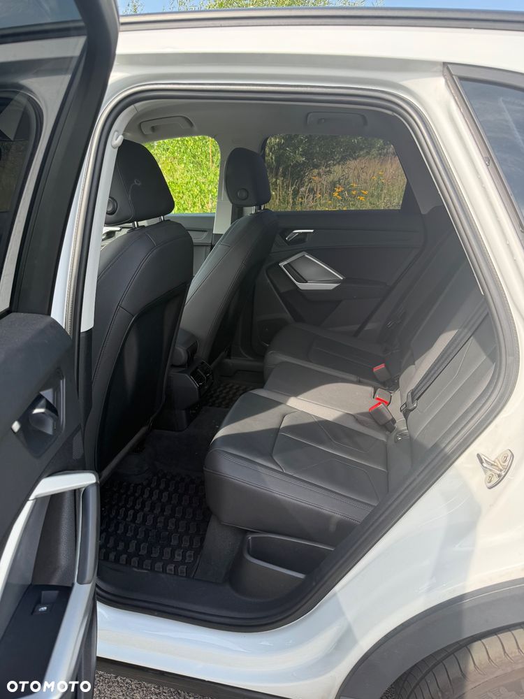 Audi Q3 35 TDI S tronic - 13