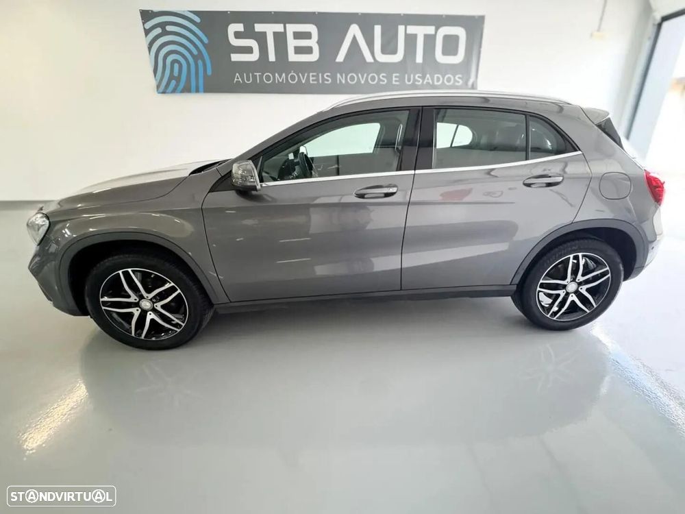 Mercedes-Benz GLA 180 - 18