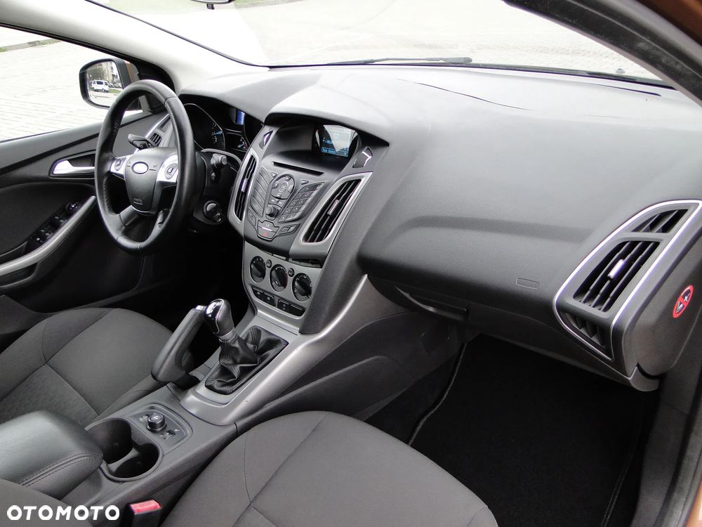 Ford Focus 1.0 EcoBoost Start-Stopp-System SYNC Edition - 17