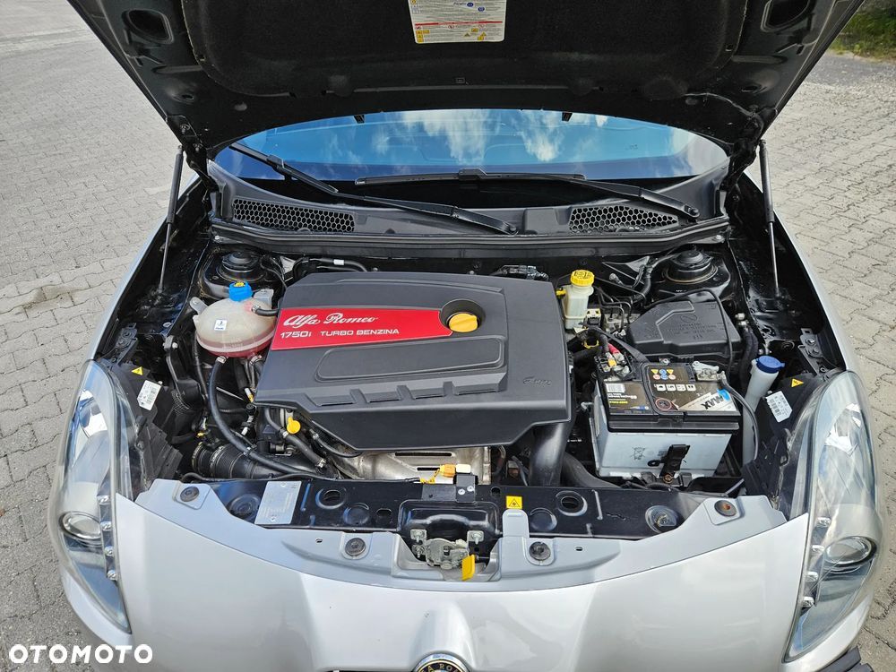 Alfa Romeo Giulietta 1750 TBi Quadrifoglio Verde - 9