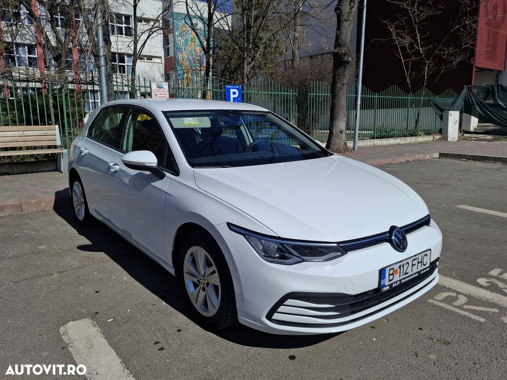 Volkswagen Golf 1.0 eTSI MHEV 110CP DSG Life - 2