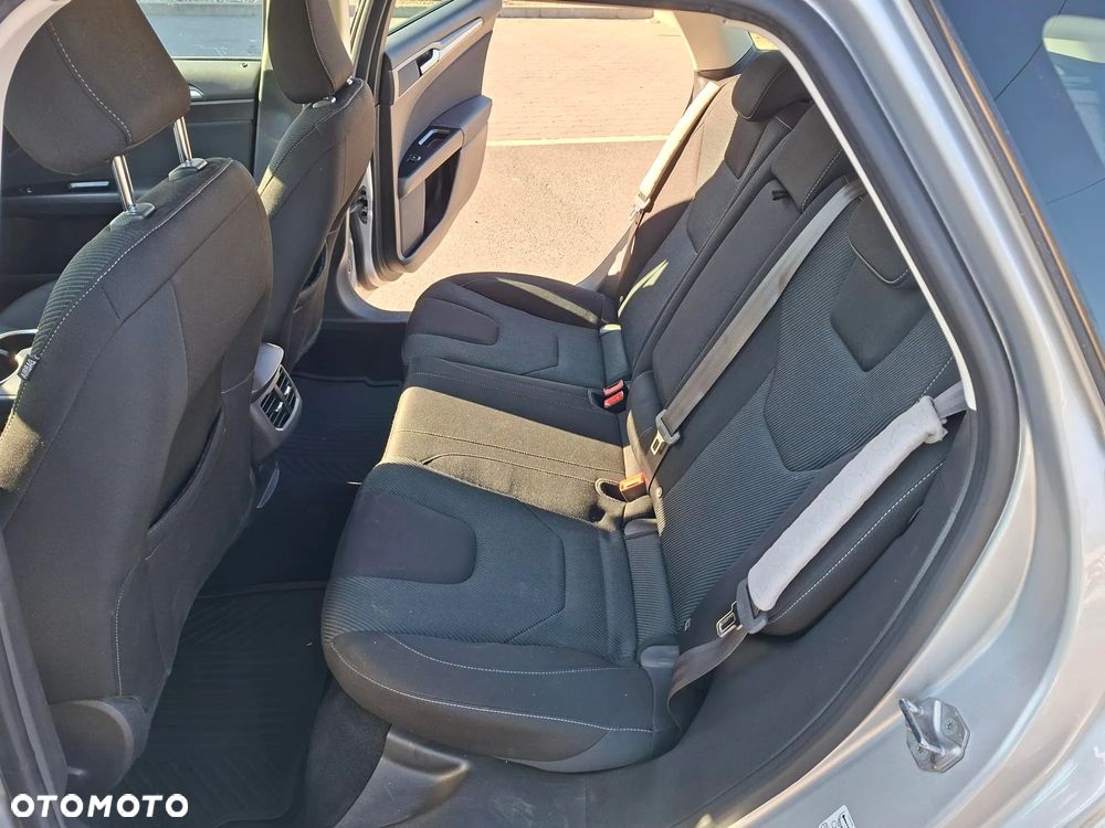 Ford Mondeo - 11