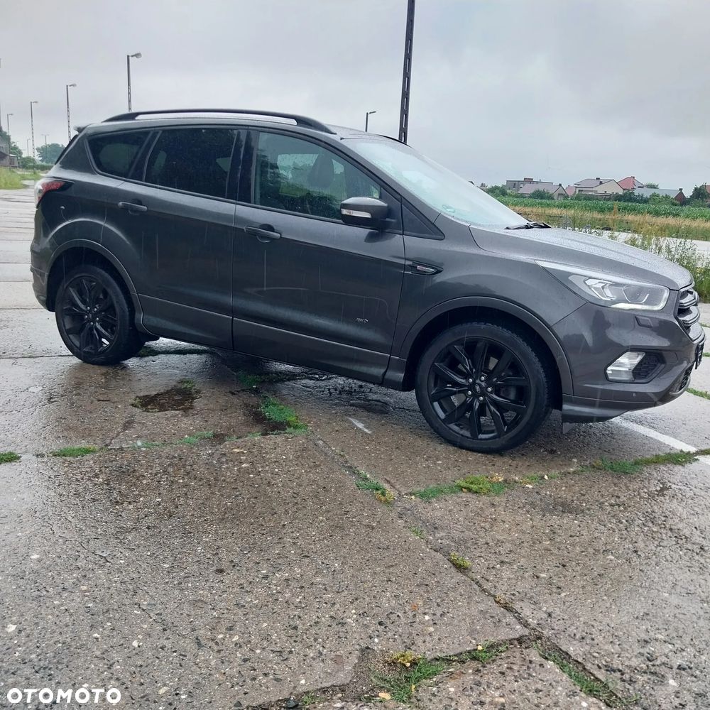Ford Kuga 2.0 TDCi AWD ST-Line - 4