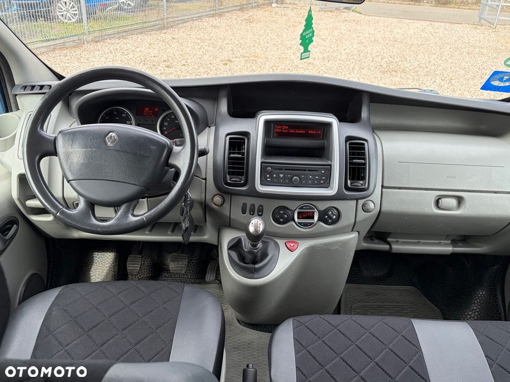 Renault Trafic Passenger Expression - 10