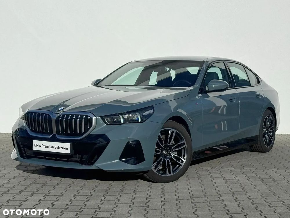 BMW Seria 5 520d xDrive mHEV M Sport - 2
