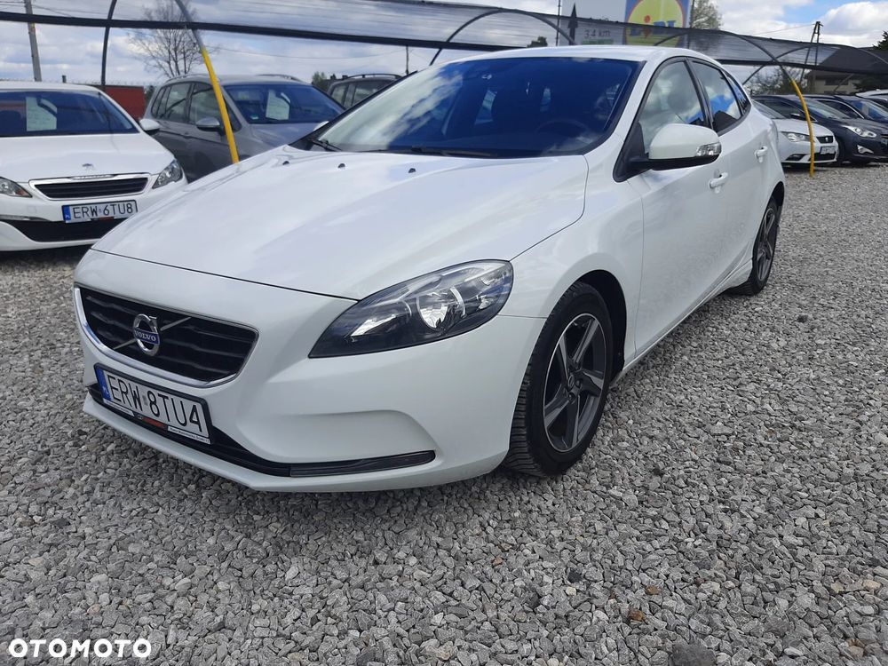 Volvo V40 D2 Momentum - 12