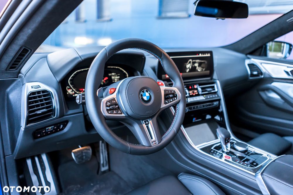 BMW M8 - 10