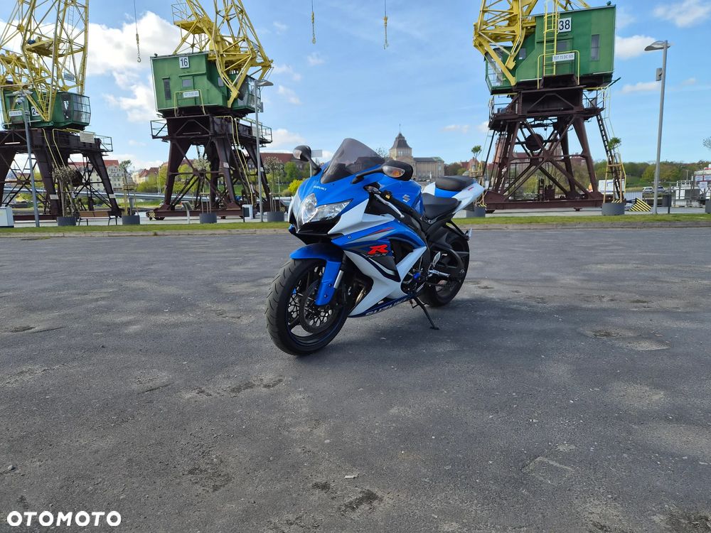 Suzuki GSX-R - 7