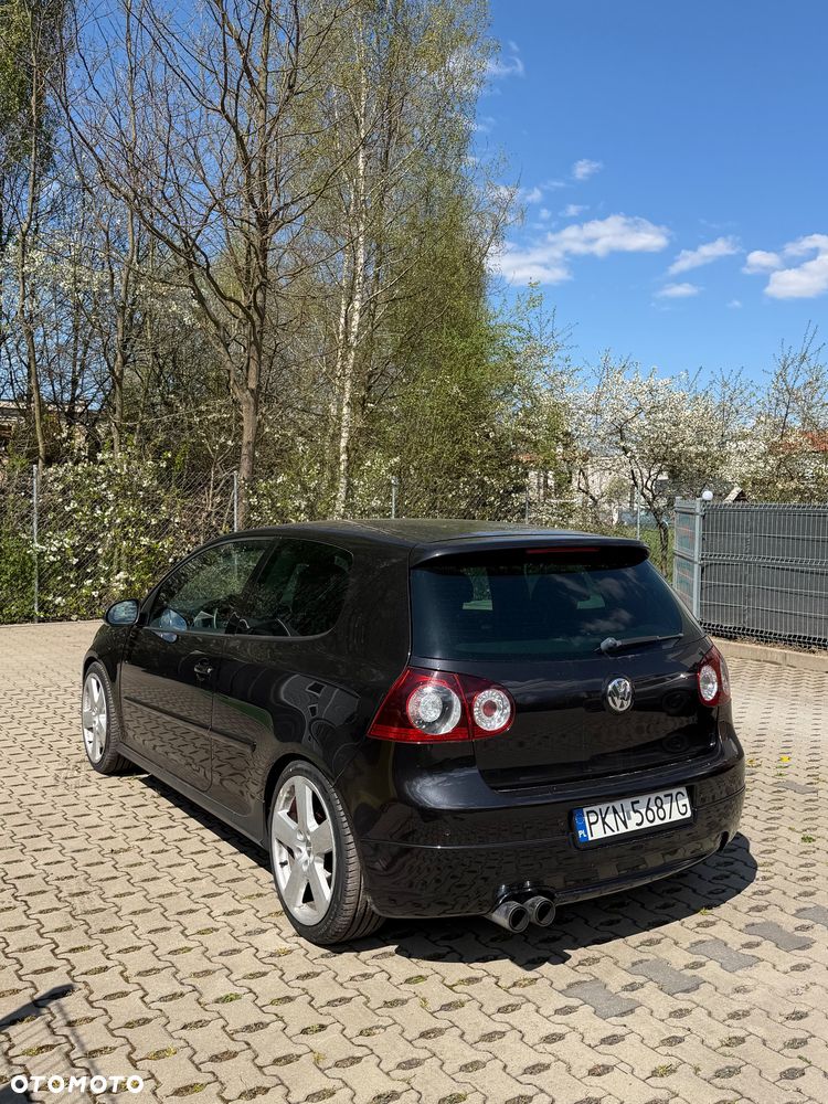 Volkswagen Golf - 4