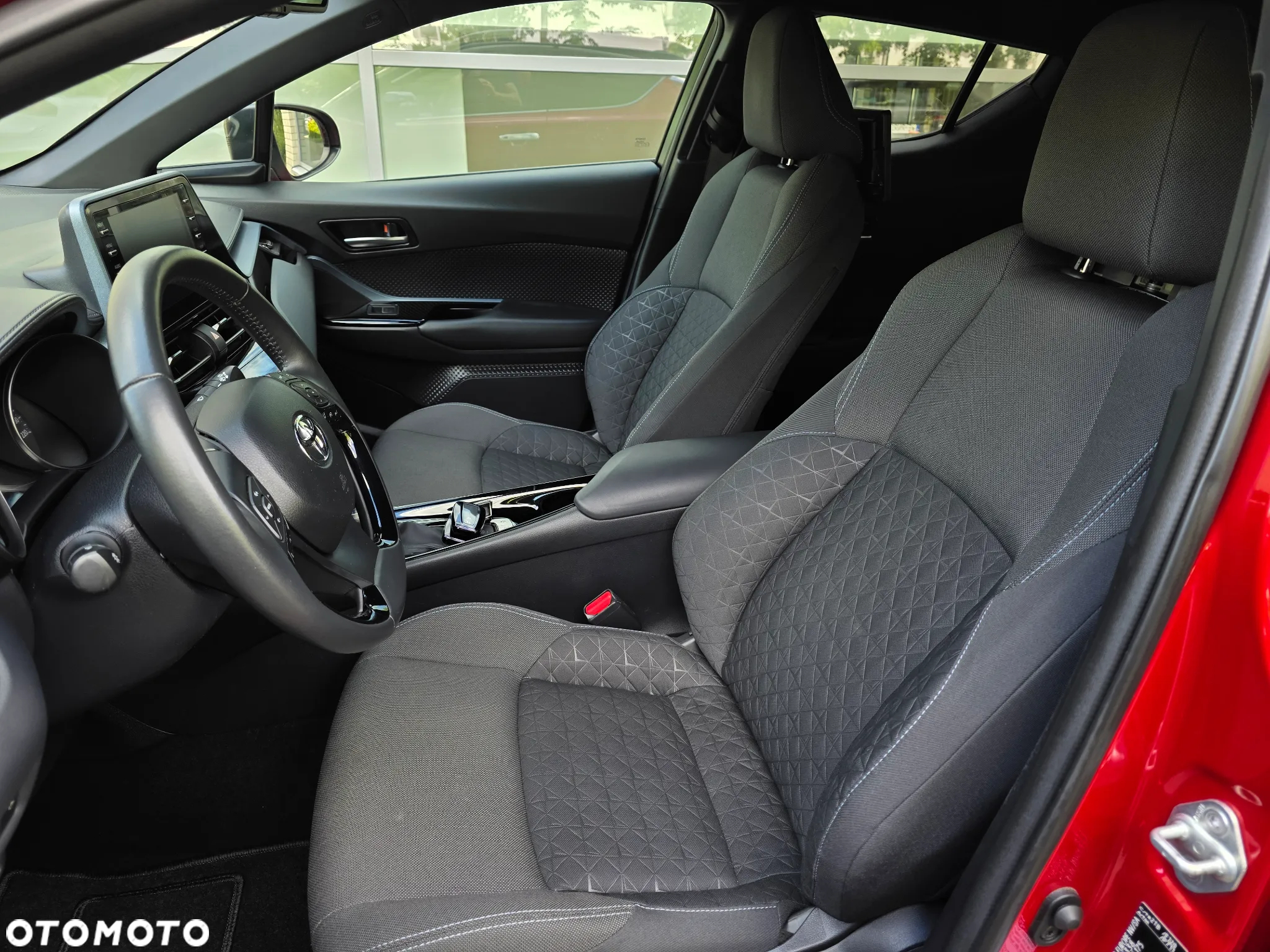Toyota C-HR - 17