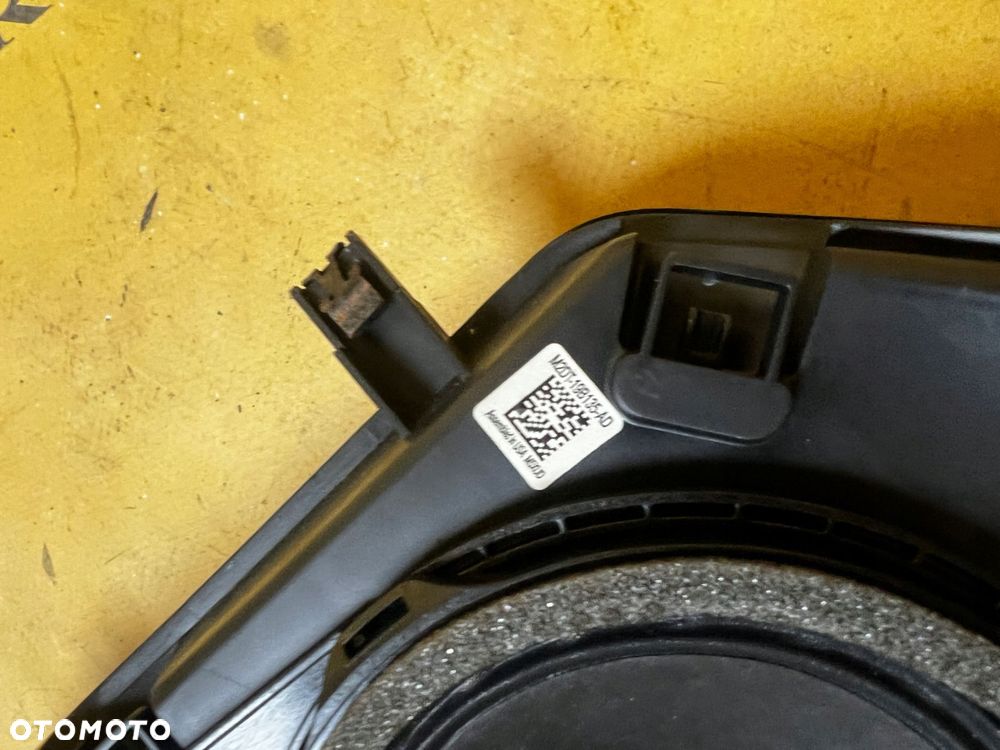 ZESTAW NAGŁOŚNIENIE GŁOŚNIKI BANG OLUFSEN TYŁ FORD BRONCO 21- - 6