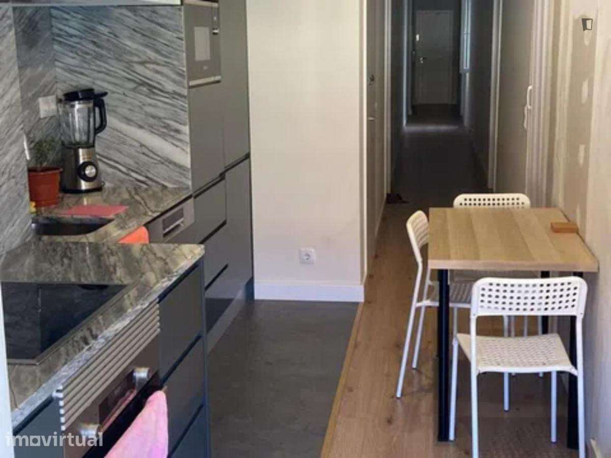 Quarto - localizado em Lisbon - Grande imagem: 2/4