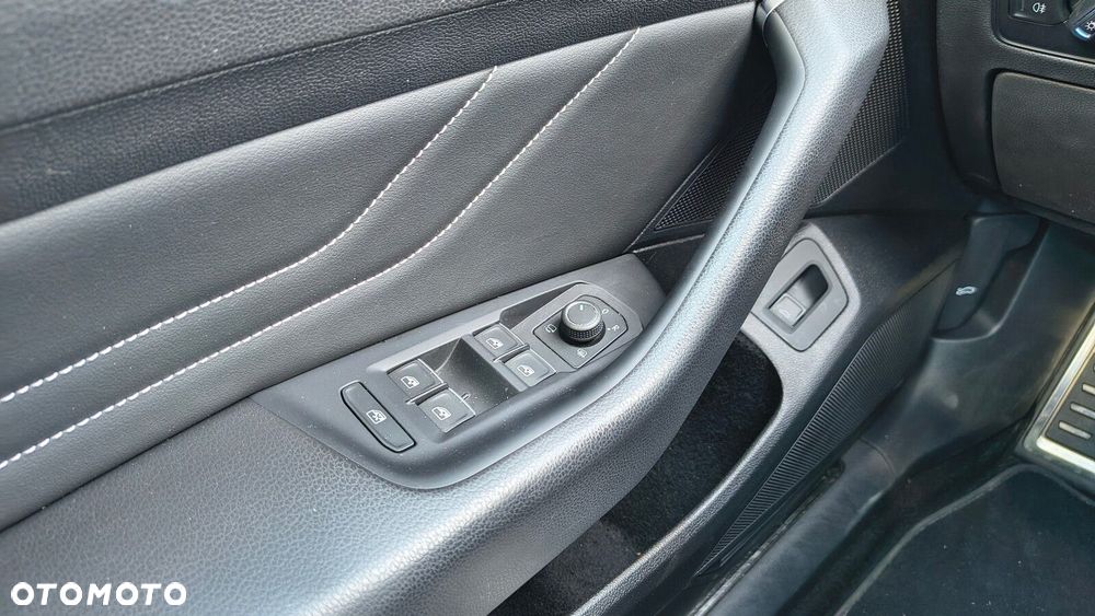 Volkswagen Passat Alltrack - 35