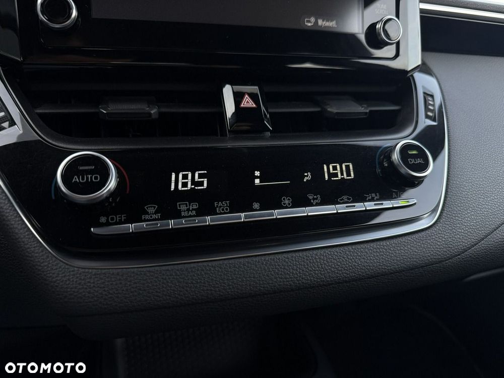 Toyota Corolla 1.8 Hybrid Comfort - 27