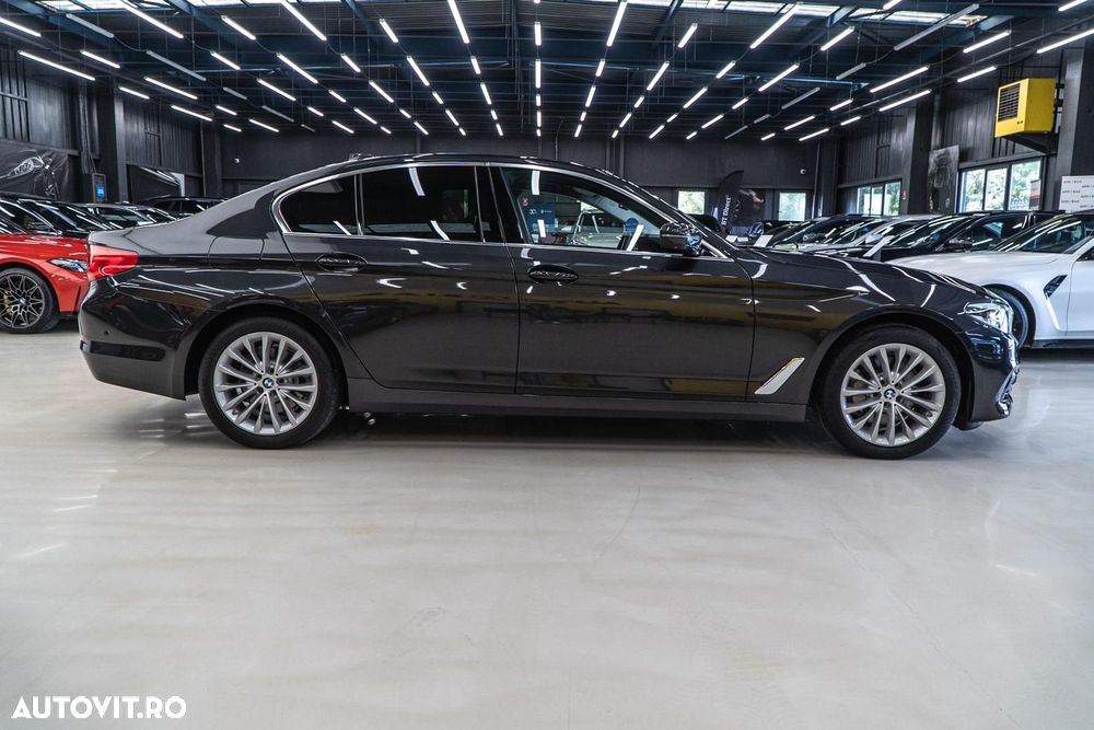 BMW Seria 5 530e iPerformance Aut. Luxury Line - 27