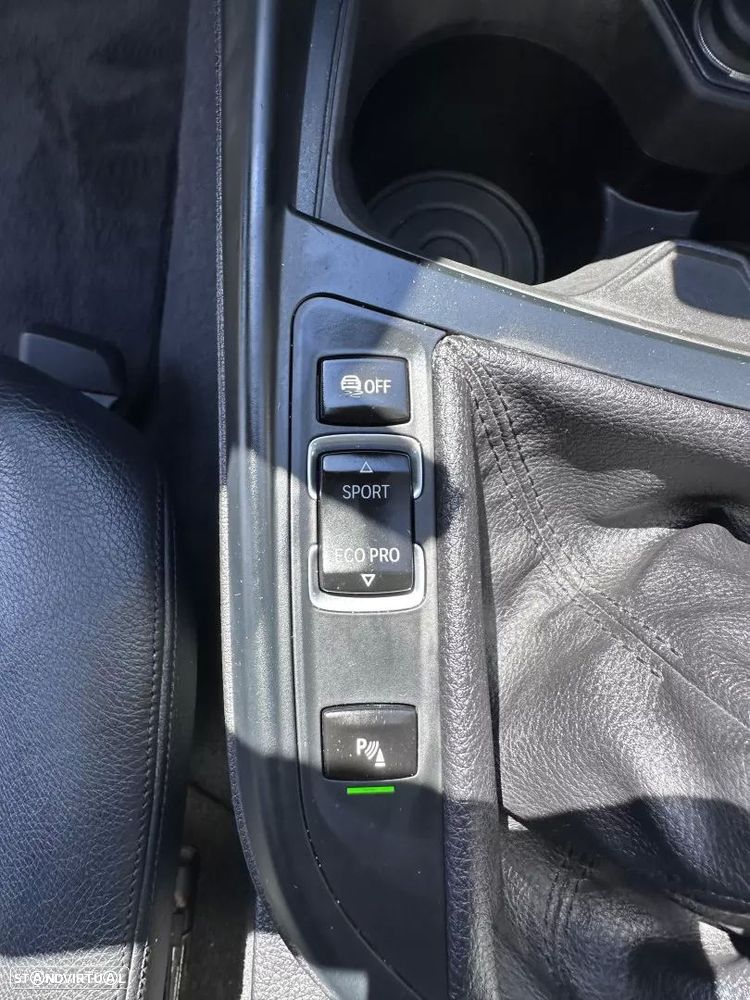 BMW 116 d Sport Line - 38