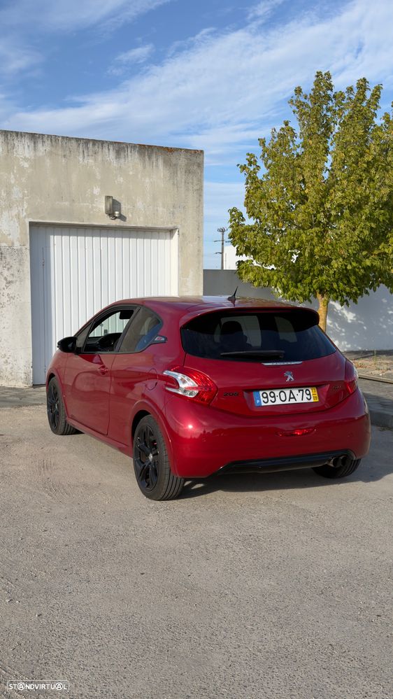 Peugeot 208 1.6 THP GTi - 3