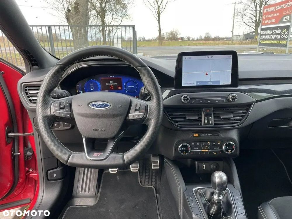 Ford Focus 2.3 EcoBoost ST X - 14