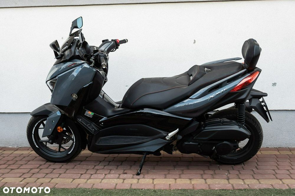 Yamaha X-max - 5