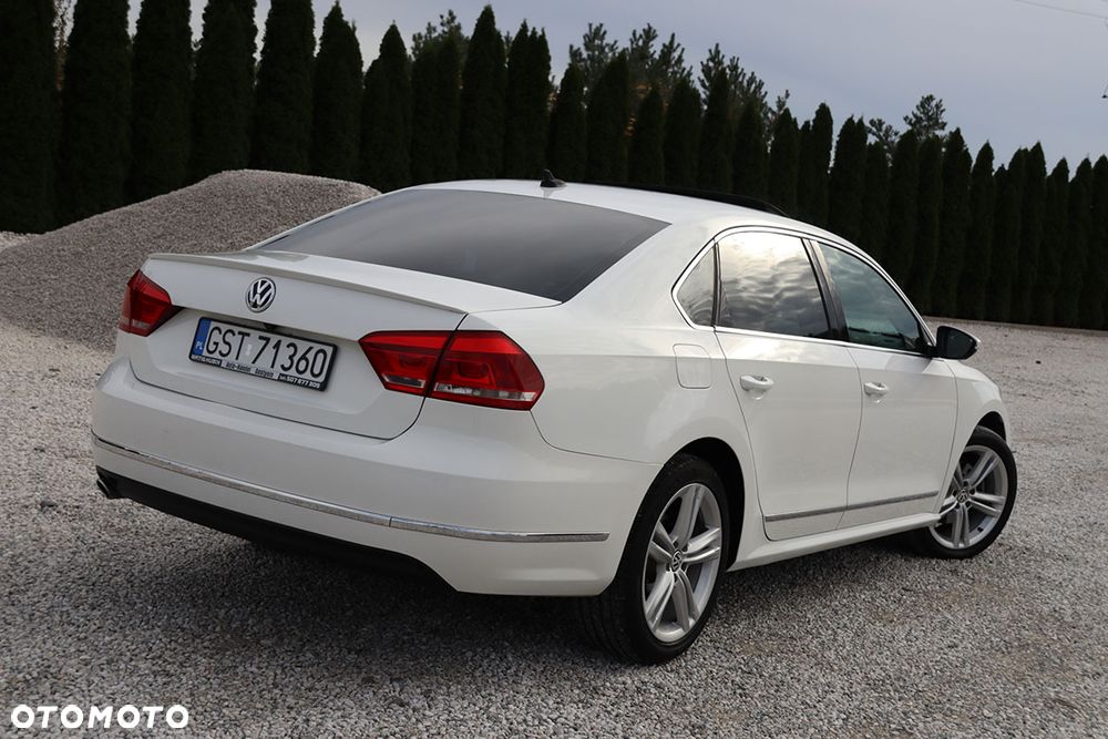 Volkswagen Passat 2.0 TDI DSG Highline - 15