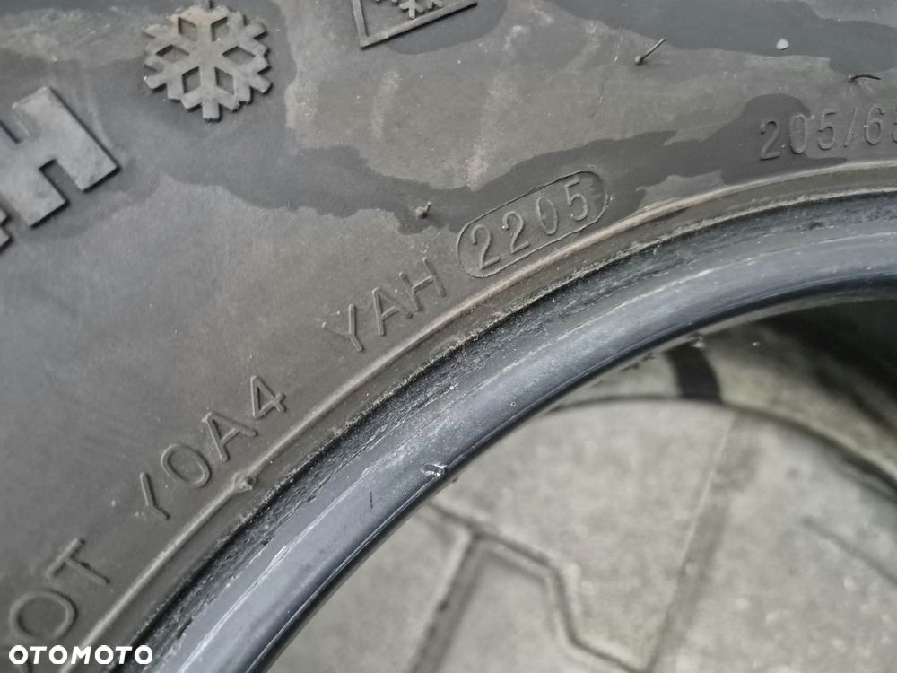 205/65R15 Marshal - Opony Zimowe 4szt. 7mm - 3