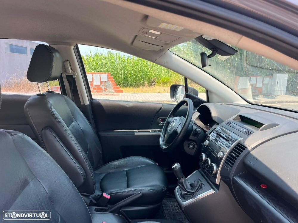 Mazda 5 - 3