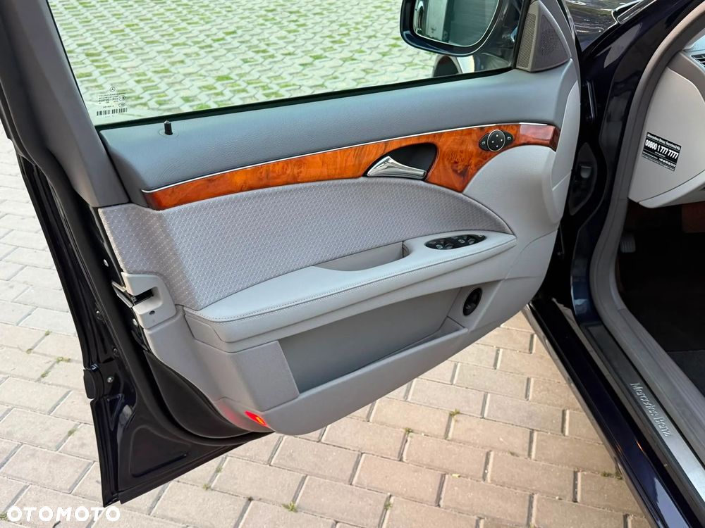 Mercedes-Benz Klasa E 200 Kompressor Automatik Elegance - 32