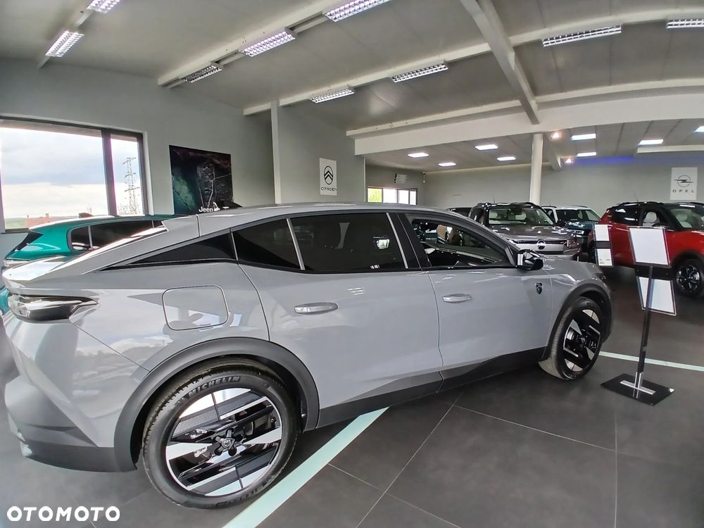 Peugeot 408 1.2 PureTech mHEV GT S&S e-DCS6 - 12