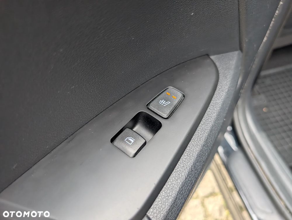 Kia Sportage 1.6 T-GDI MHEV L 2WD DCT - 26