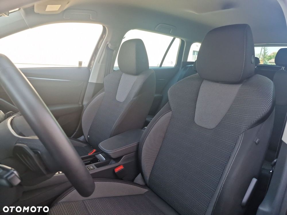 Skoda Octavia 1.5 TSI mHEV Selection DSG - 13