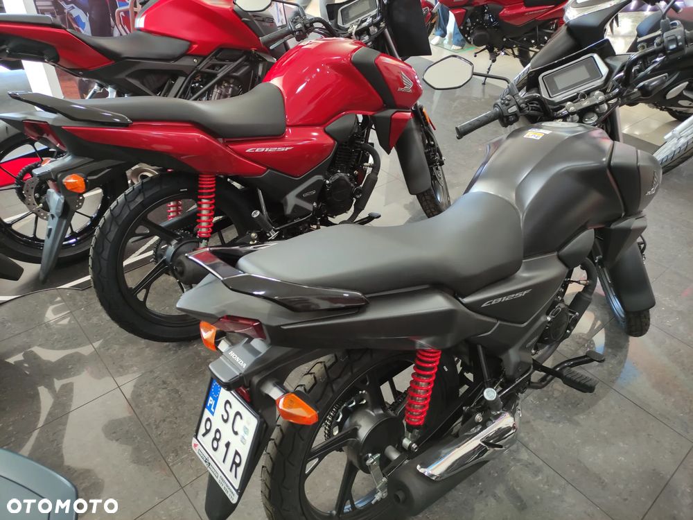 Honda CB - 3