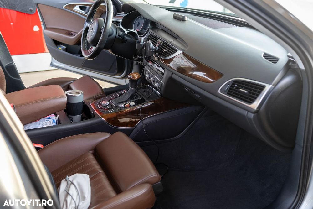 Audi A6 Avant 2.0 TDI Multitronic - 11