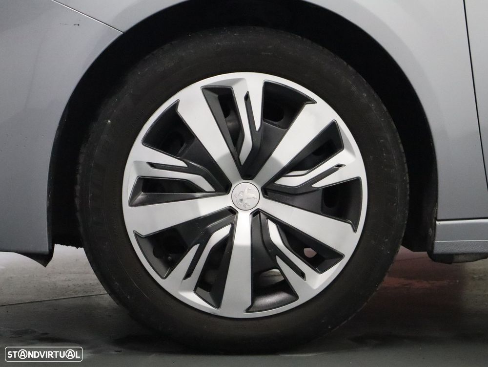 Peugeot 208 1.2 PureTech Active - 19