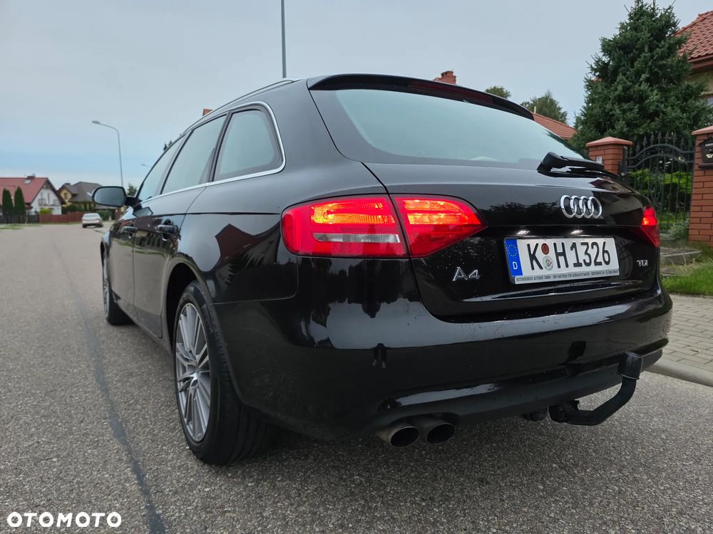 Audi A4 Avant - 16