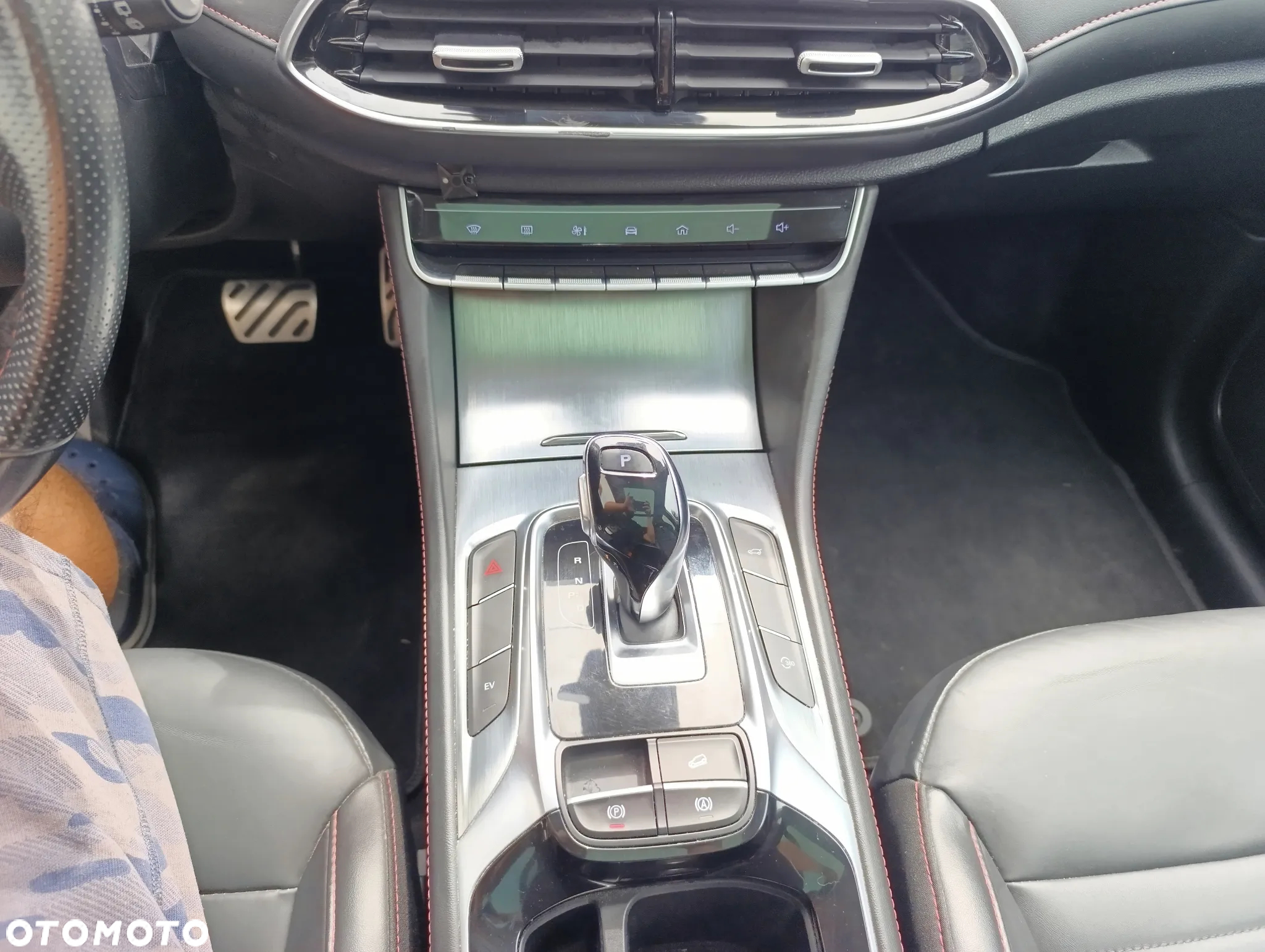 MG EHS 1.5T-GDI PHEV Luxury - 20