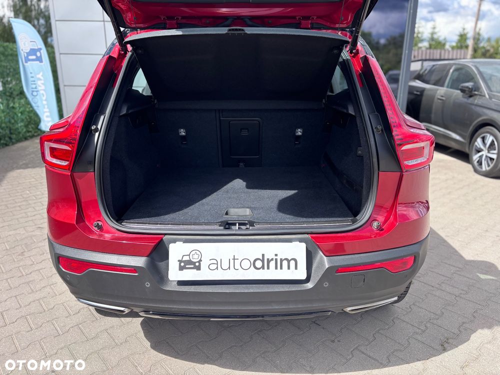 Volvo XC 40 D3 SCR R-Design - 35