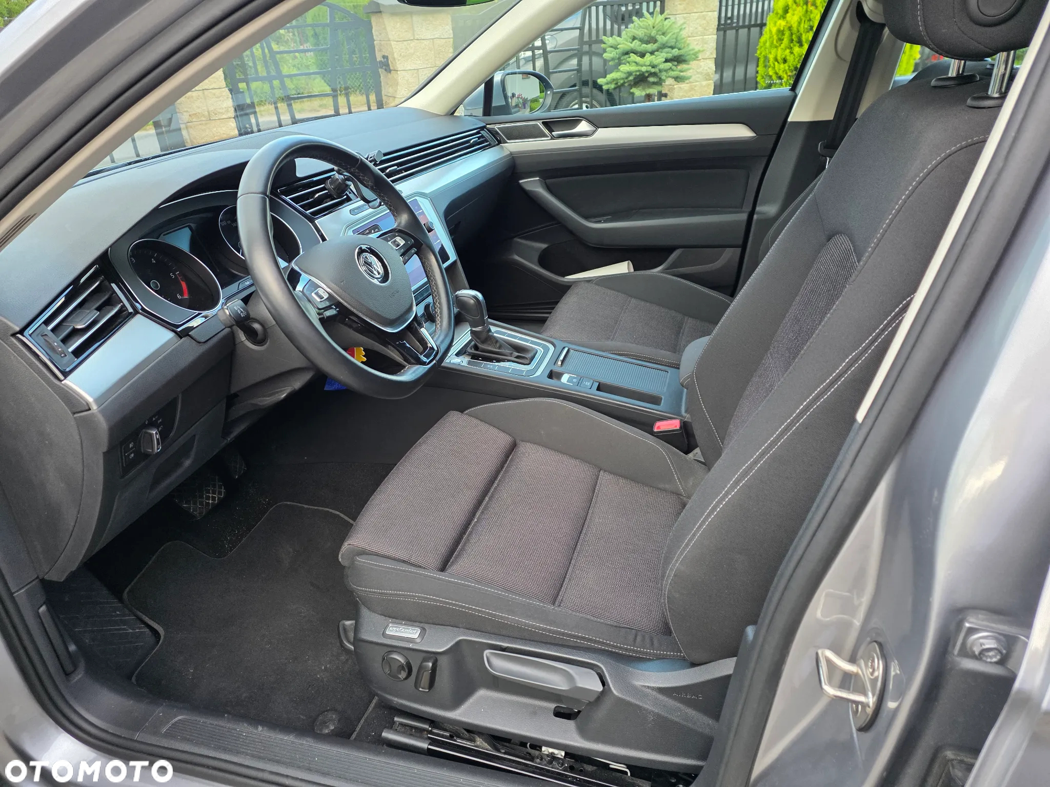 Volkswagen Passat - 9
