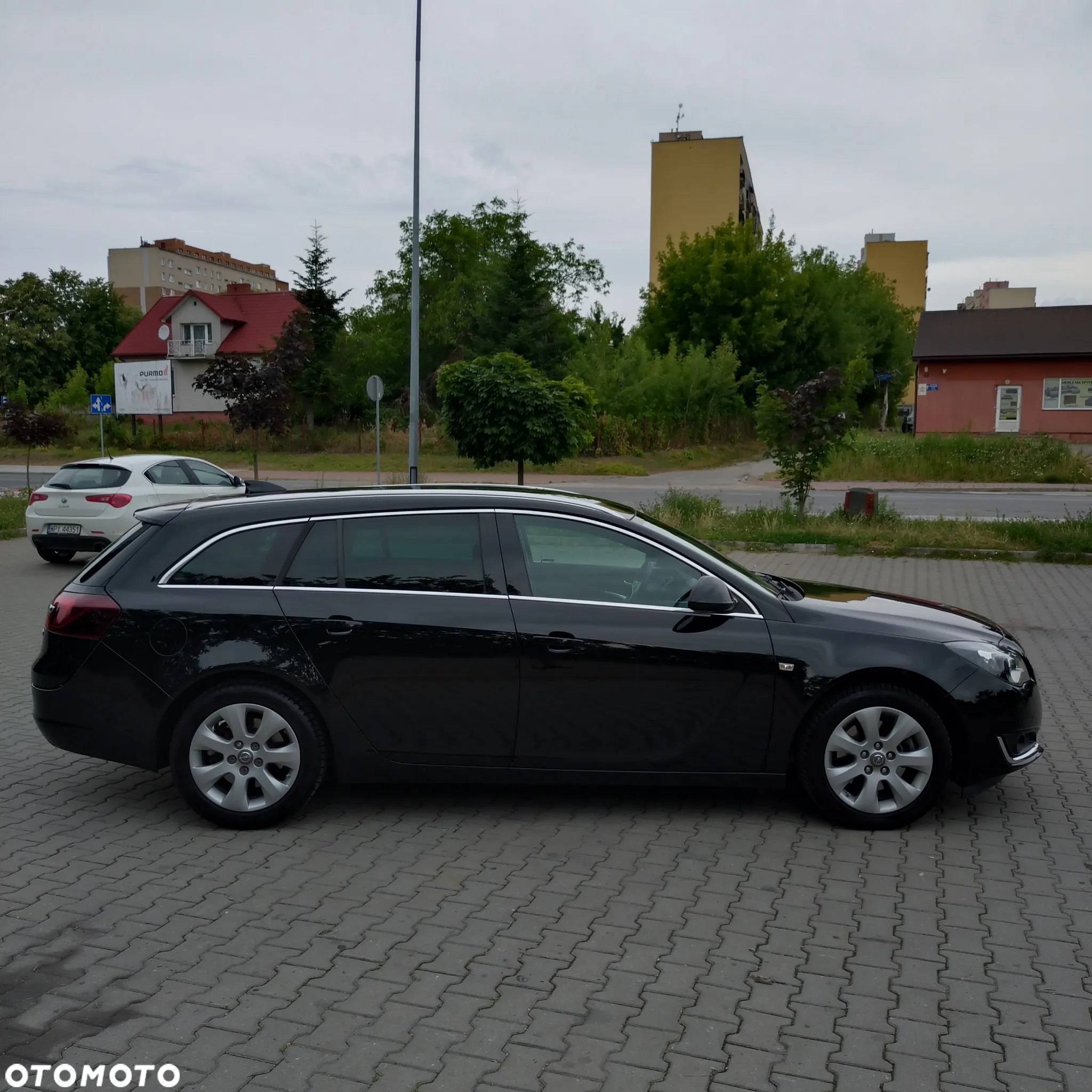 Opel Insignia - 8