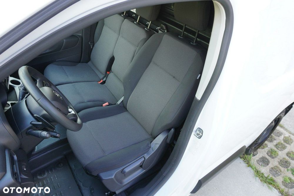 Toyota Proace City - 15