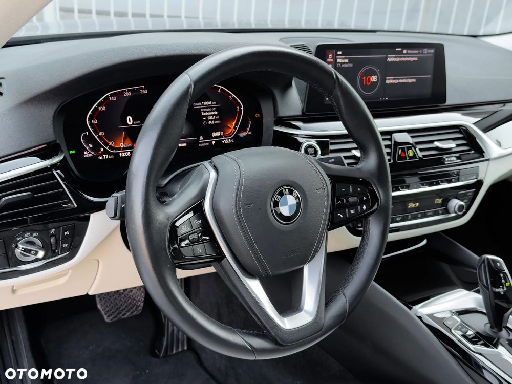 BMW Seria 5 518d Business Edition - 19