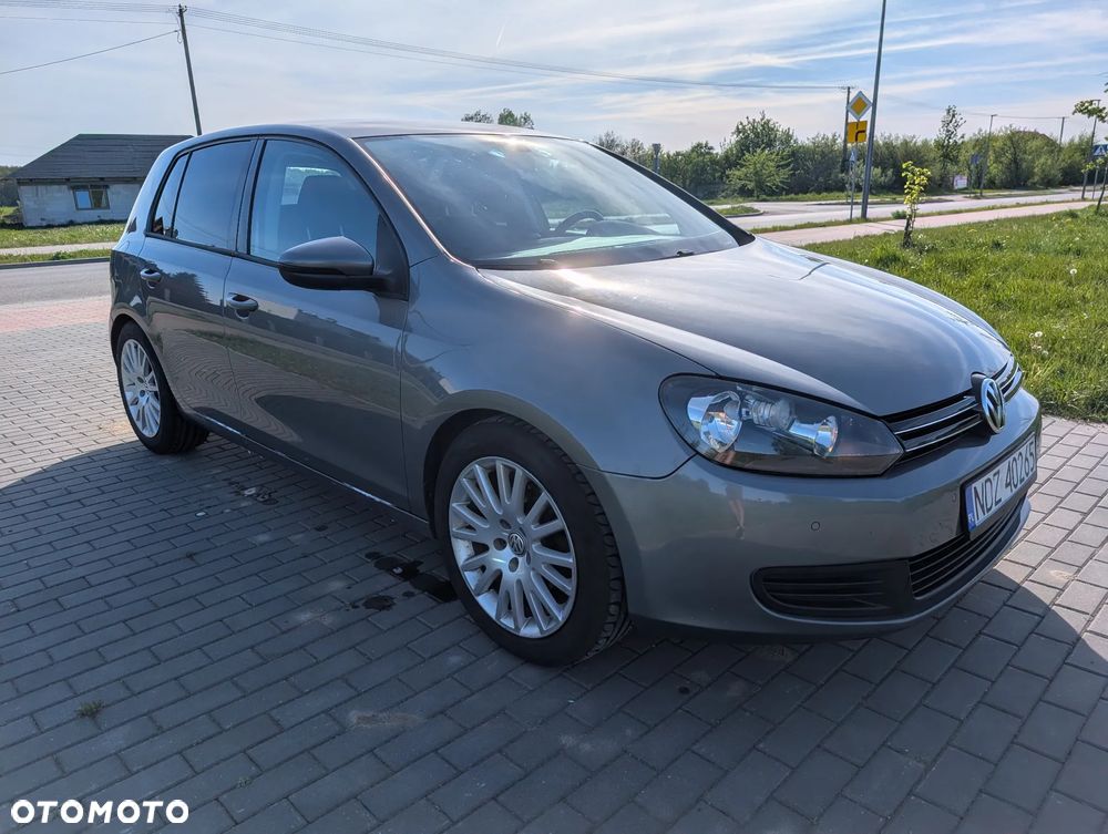 Volkswagen Golf - 11