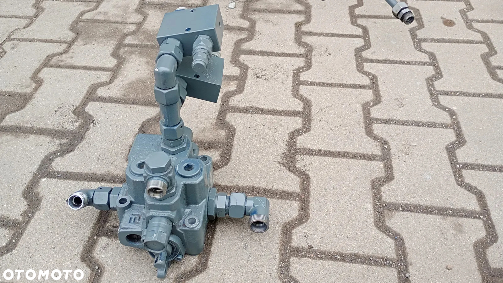 FV. NORDHYDRAULIC RM 271 ROZDZIELACZ HYDRAULICZNY RM271 ZOELLER Medium XL - 3
