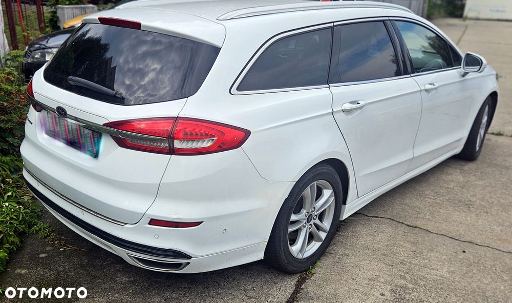 Ford Mondeo 2.0 TDCi Titanium - 4
